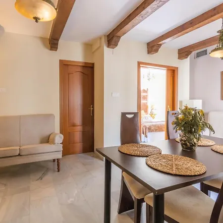Atico 5 Centro Apartment *